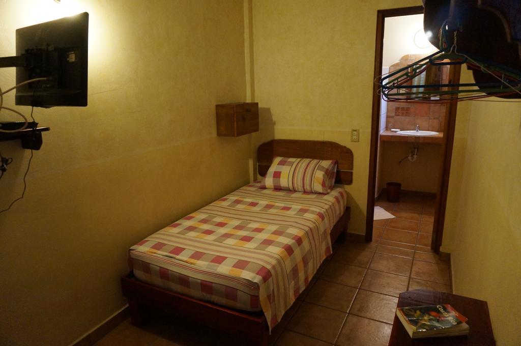 Hostal Hansi Bocas Town Ngoại thất bức ảnh