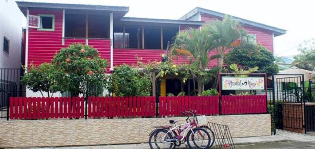 Hostal Hansi Bocas Town Ngoại thất bức ảnh